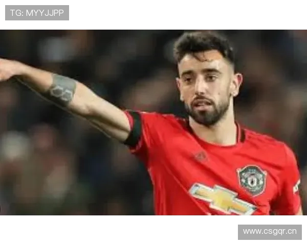 恩佐·费尔南德斯家冰箱里塞满能量饮料，连矿泉水都得排队